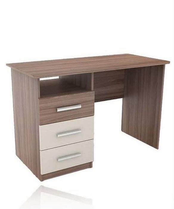 Продам письменный стол