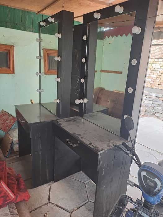 Зеркало постамат