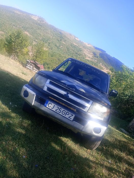 De vânzare Mitsubishi Pajero-pini