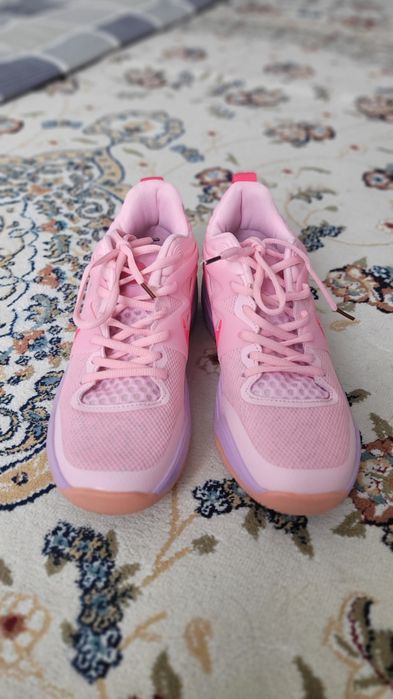 Баскетбольные кроссовки