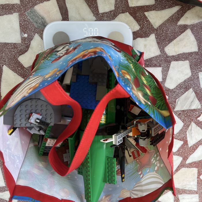 Lot LEGO Vrac 15 KG - Piese Originale (Star Wars, City Cargo, Technic, Plăci Drum) + Pungi Sigilate