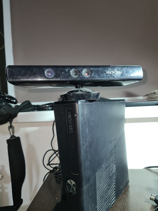 Xbox 360 + kinect без торга