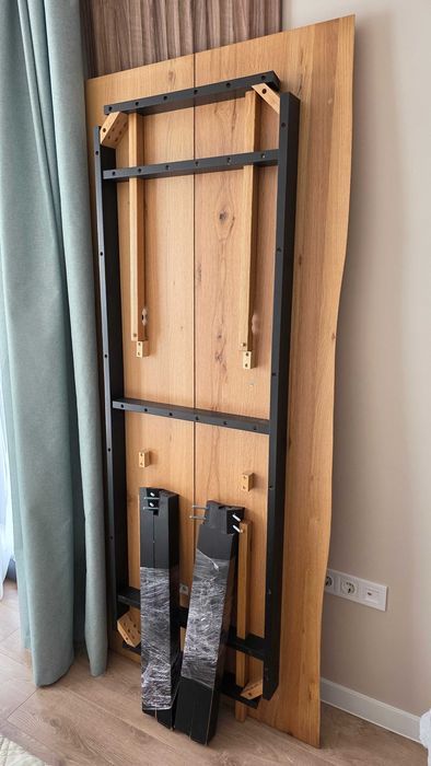 Трапеза маса масив