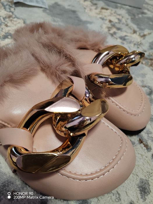 Papuci de casa pufosi