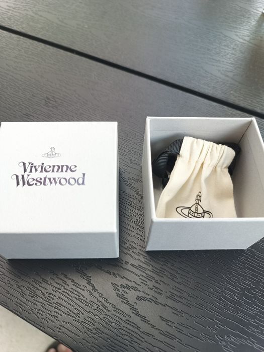 Сребърна гривна ..