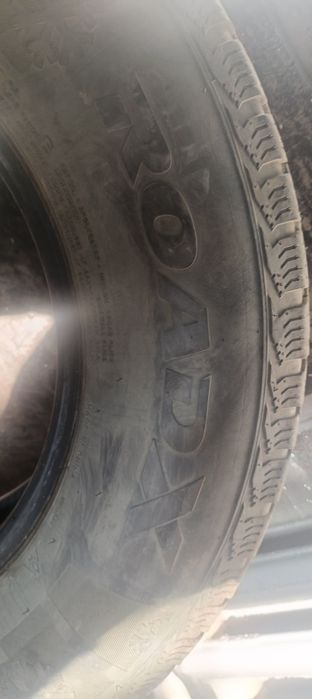 Резина 225/75/16