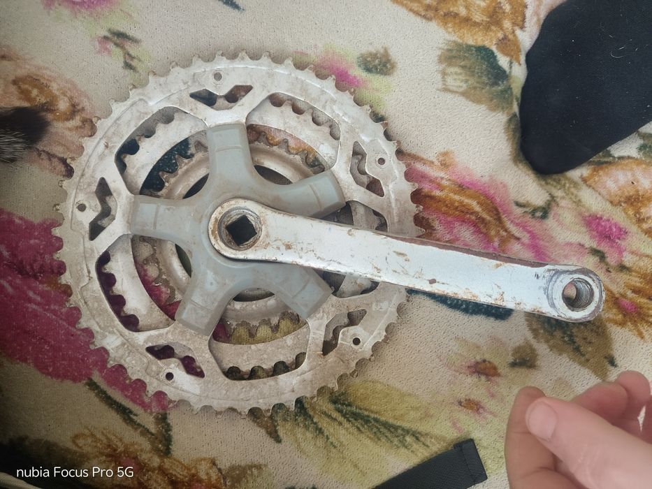 Продам запчасти  на велик