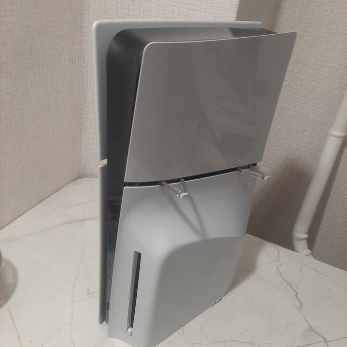 Продам playstation 5 slim
