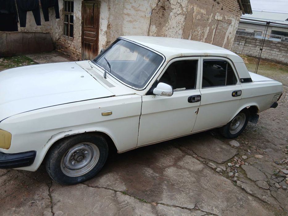 Волга ГАЗ 31029 Сотилади.