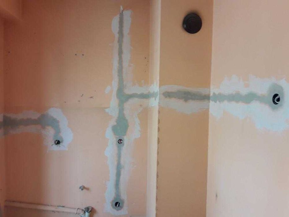 Електроинсталации, водопровод, сглобяване мебели, санитария