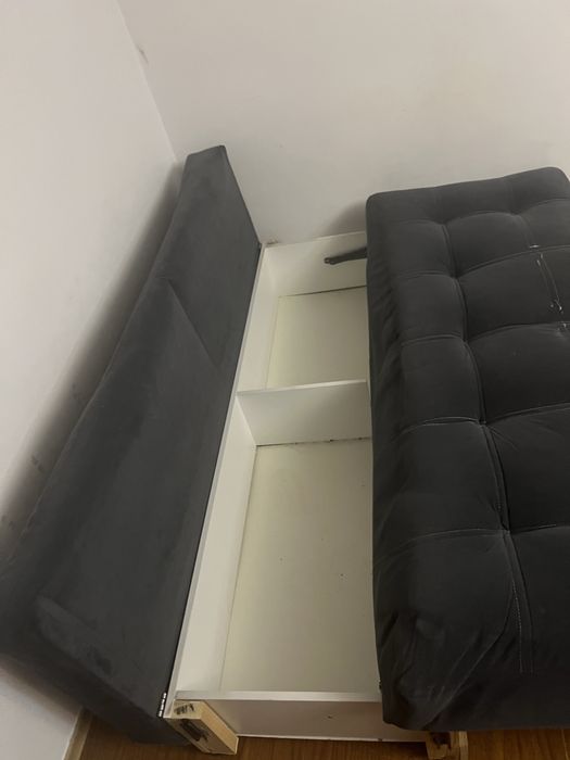 Срочно продам диван 15.000тг