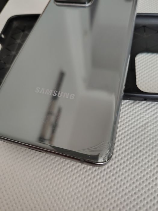 Vând Samsung S20 Ultra 5G