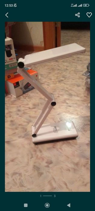 Продам настольную лампу