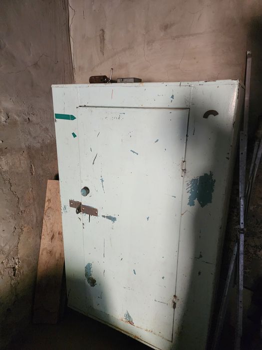 Российский сейф сотилади