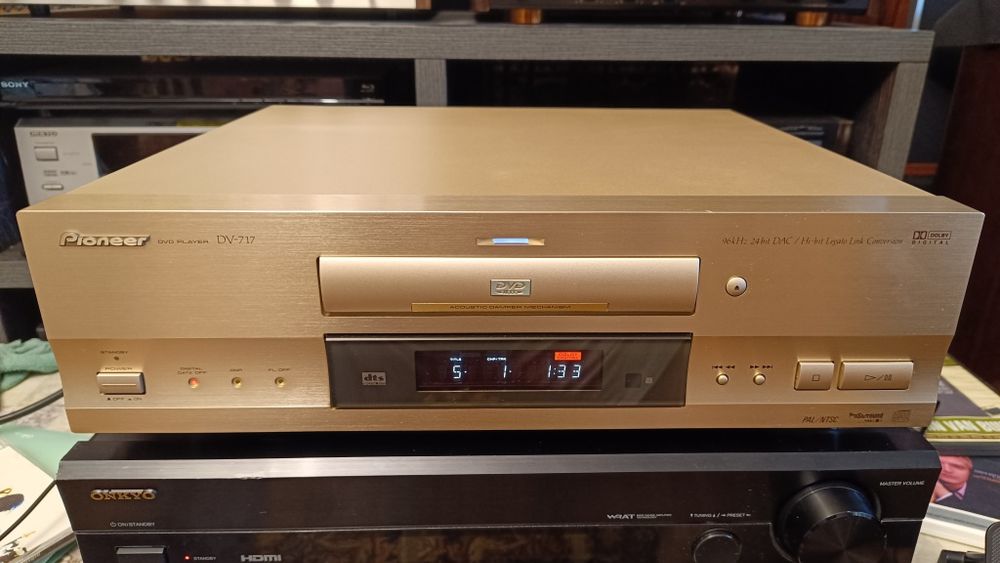 Проигрыватель DVD Pioneer DV-717