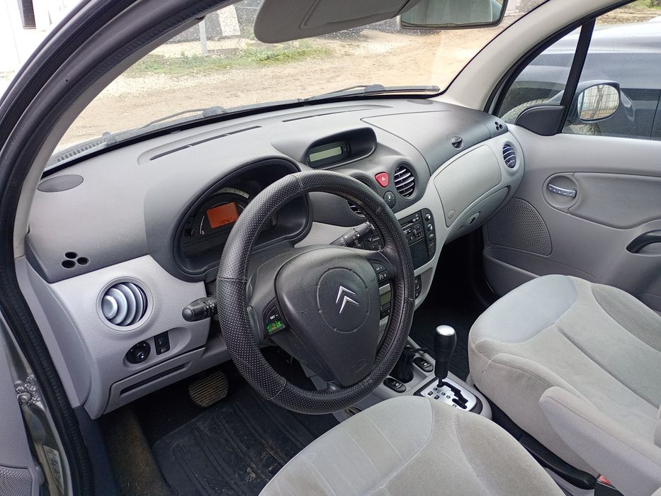 Продавам Citroen C3