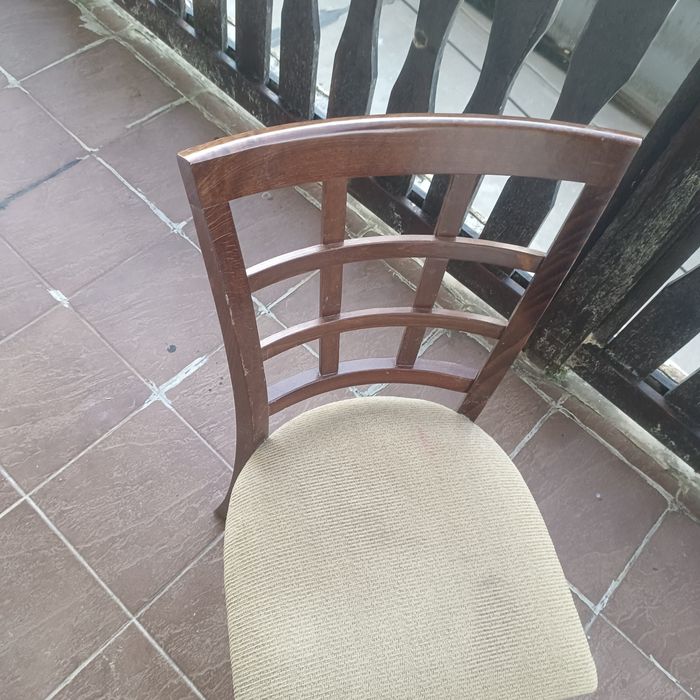 4 трапезни стола