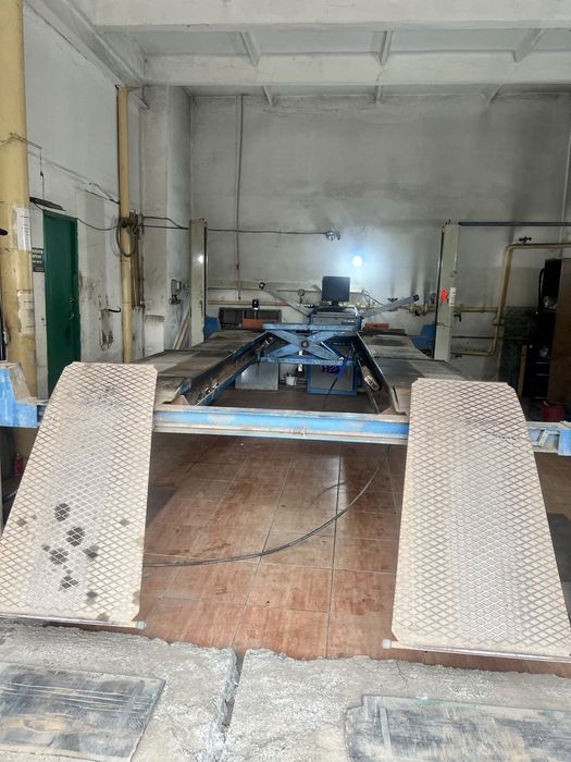 Подъёмник четырехстоечный продам