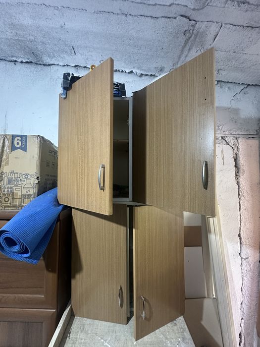 продам кухонные шкафы