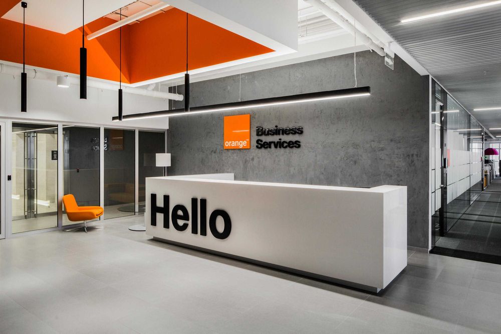 Ko'rgazma oformleniya /Оформление выставочных стендов