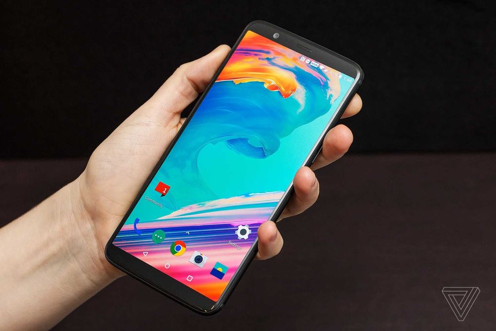 vand telefon oneplus 5T