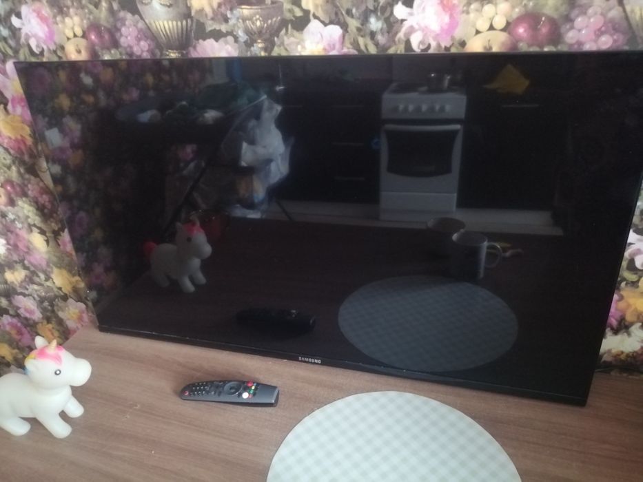 Телевизор Самсунг со смартом