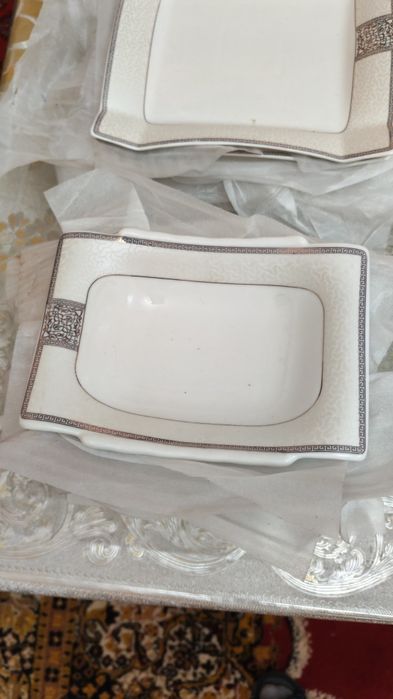 Тарелка посуда         .