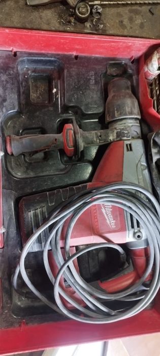 Перфоратор Milwaukee Kango 545 S