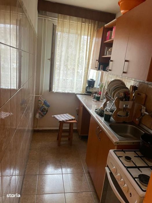 Apartament 2 camere, Craiovita - zona Materna