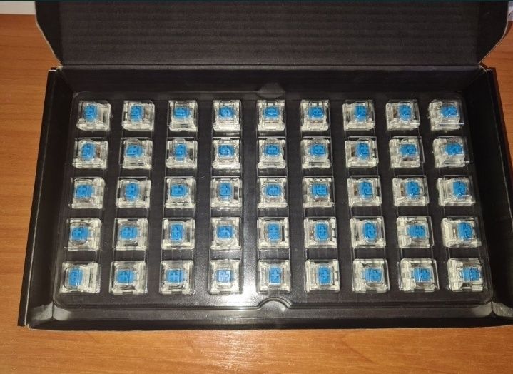 Продам кастом ajazz ak820