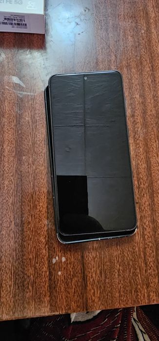 Продам samsung galaxy s21fe 5G