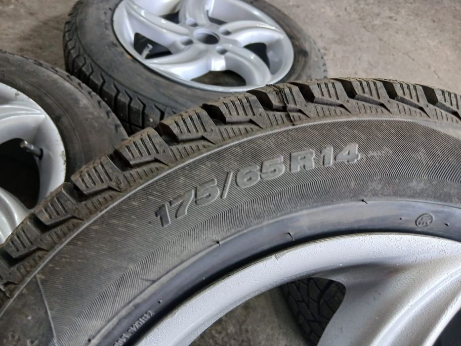 Зимняя резина r14