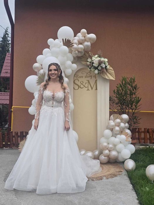 Vand rochie de mireasa