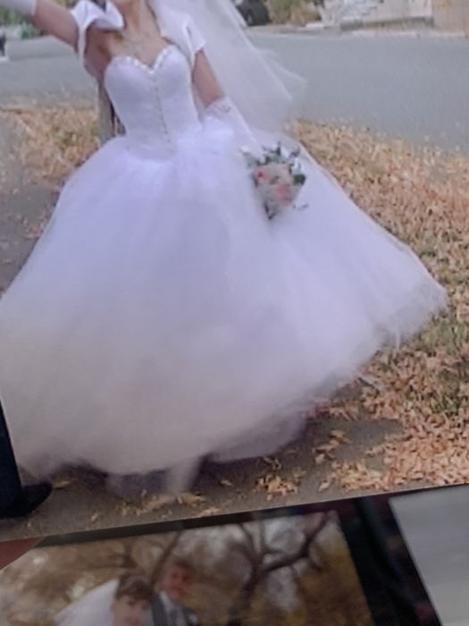 Свадебное платье