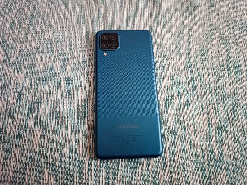 Телефон Samsung Galaxy A12