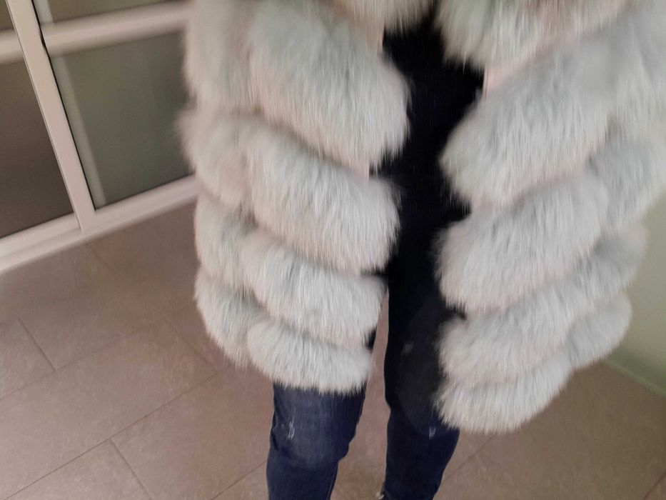 Дълъг елек с качулка естествен косъм