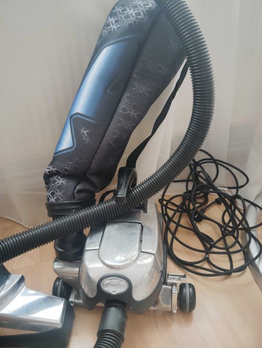 Aspirator multifuncțional Kirby