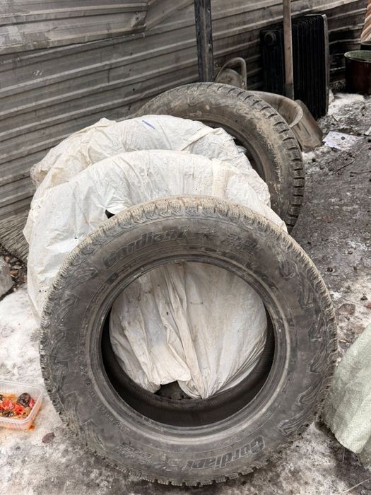 Продам зимние шины R16