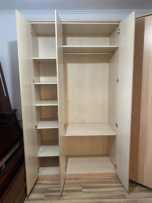 Шкаф большой вместимый