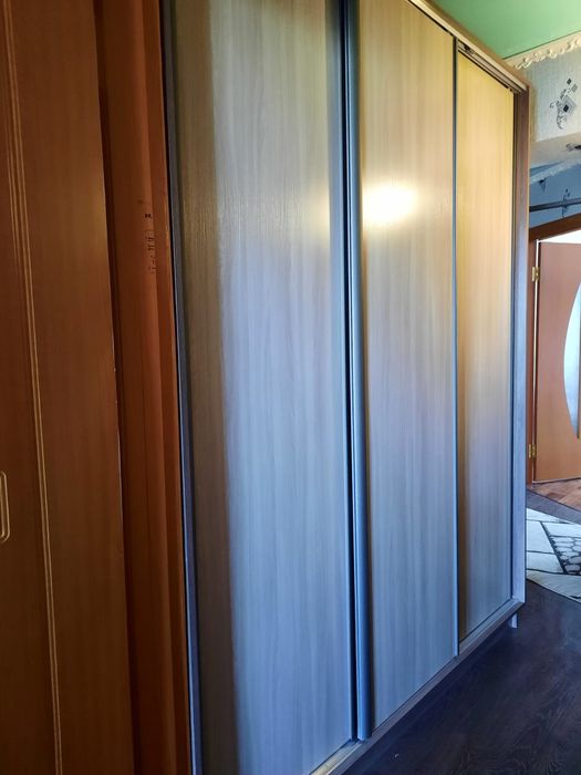 Продам шкаф-купе