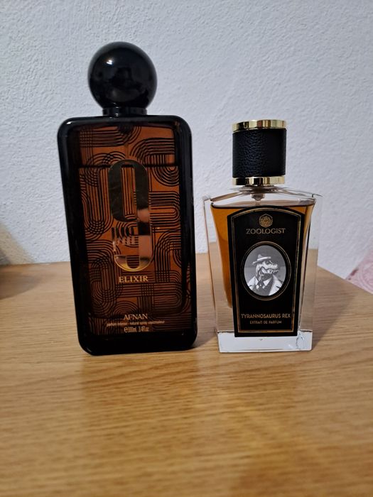 Vând 2 parfumuri afnan elixir si tyrannosaurus rex