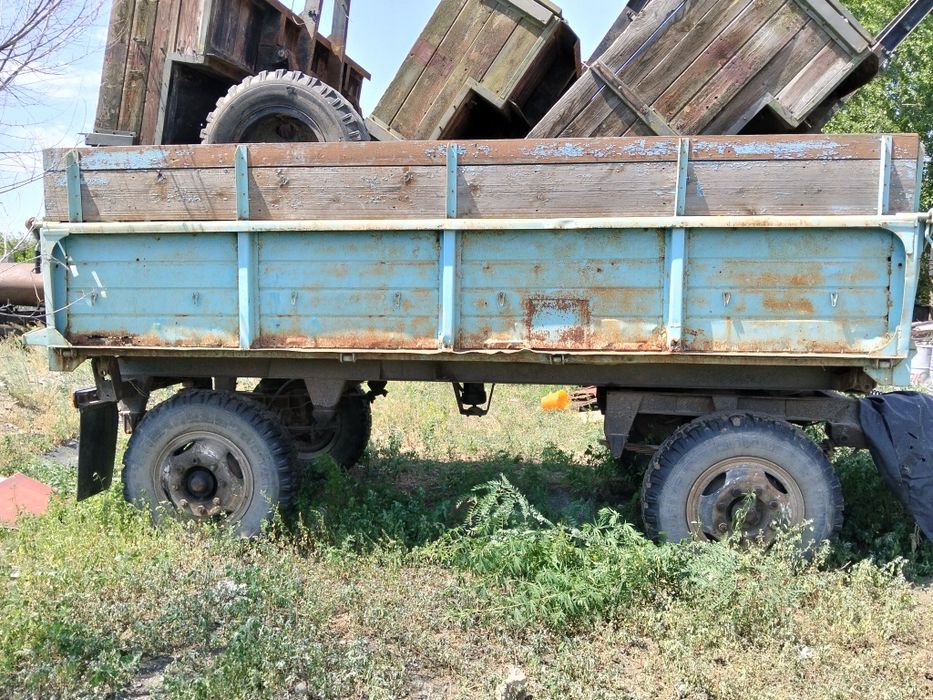 Продам прицеп зил