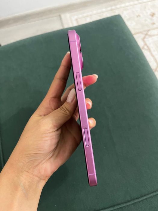 Apple iPhone 16+ 128Gb розовый