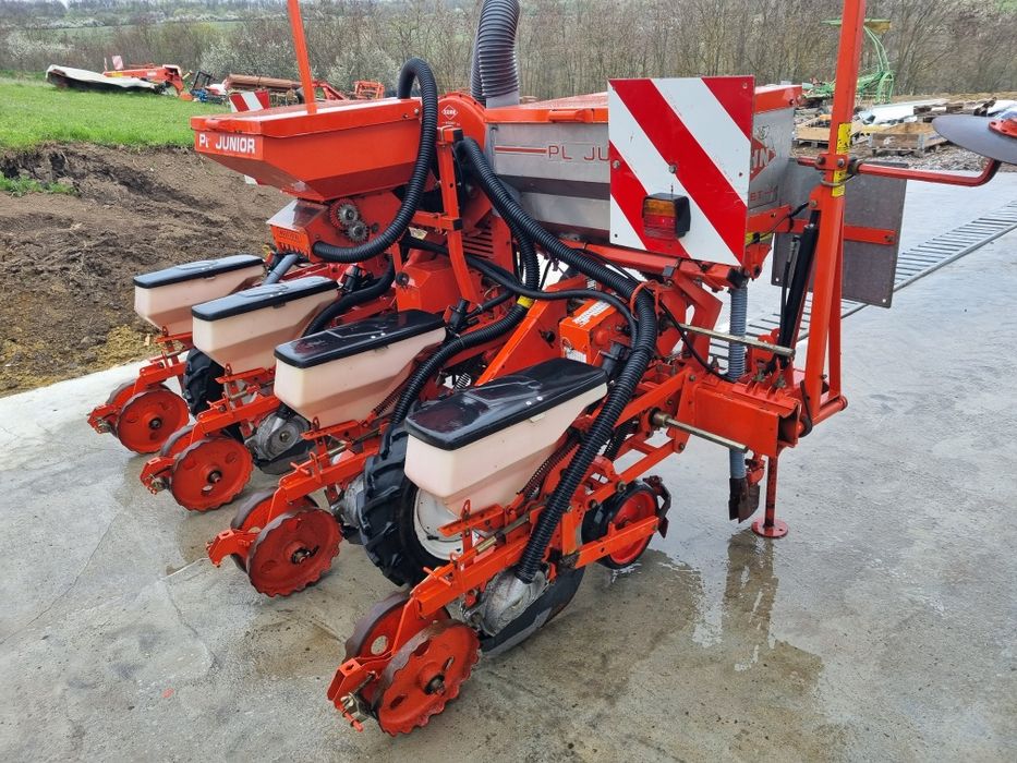 Semanatoare Porumb PL Junior 4 sire