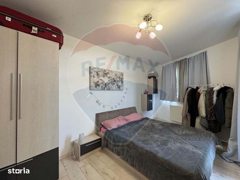 Apartament cu 3 camere la ARED( cu loc de parcare)
