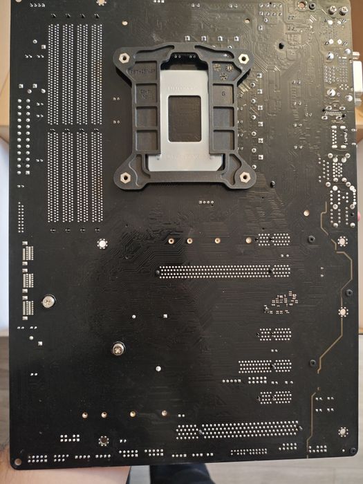 I3 7100, asrock b250 pro4