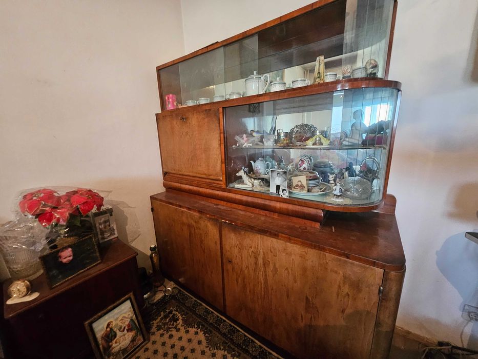 Vand mobila veche, lemn masiv, 5 componente,stare buna