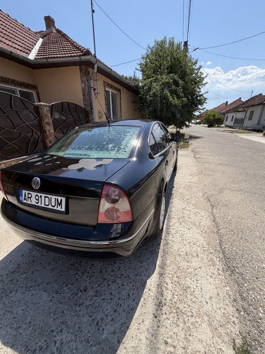 Vând Passat B5.5
