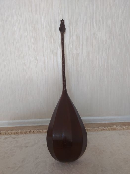 Домбыра  продаётся