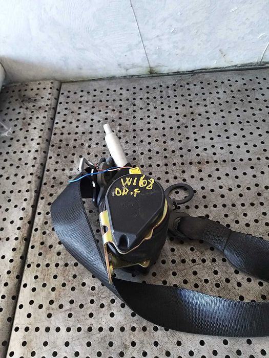 Centura siguranta dreapta fata mercedes a class w168